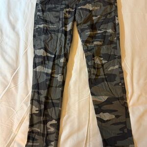 Rewind Camouflage Skinny Pants